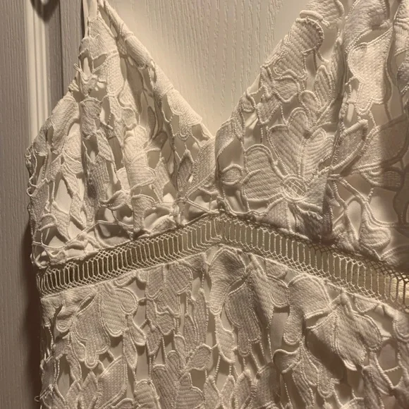 ASTR the label white lace dress - Picture 11 of 11